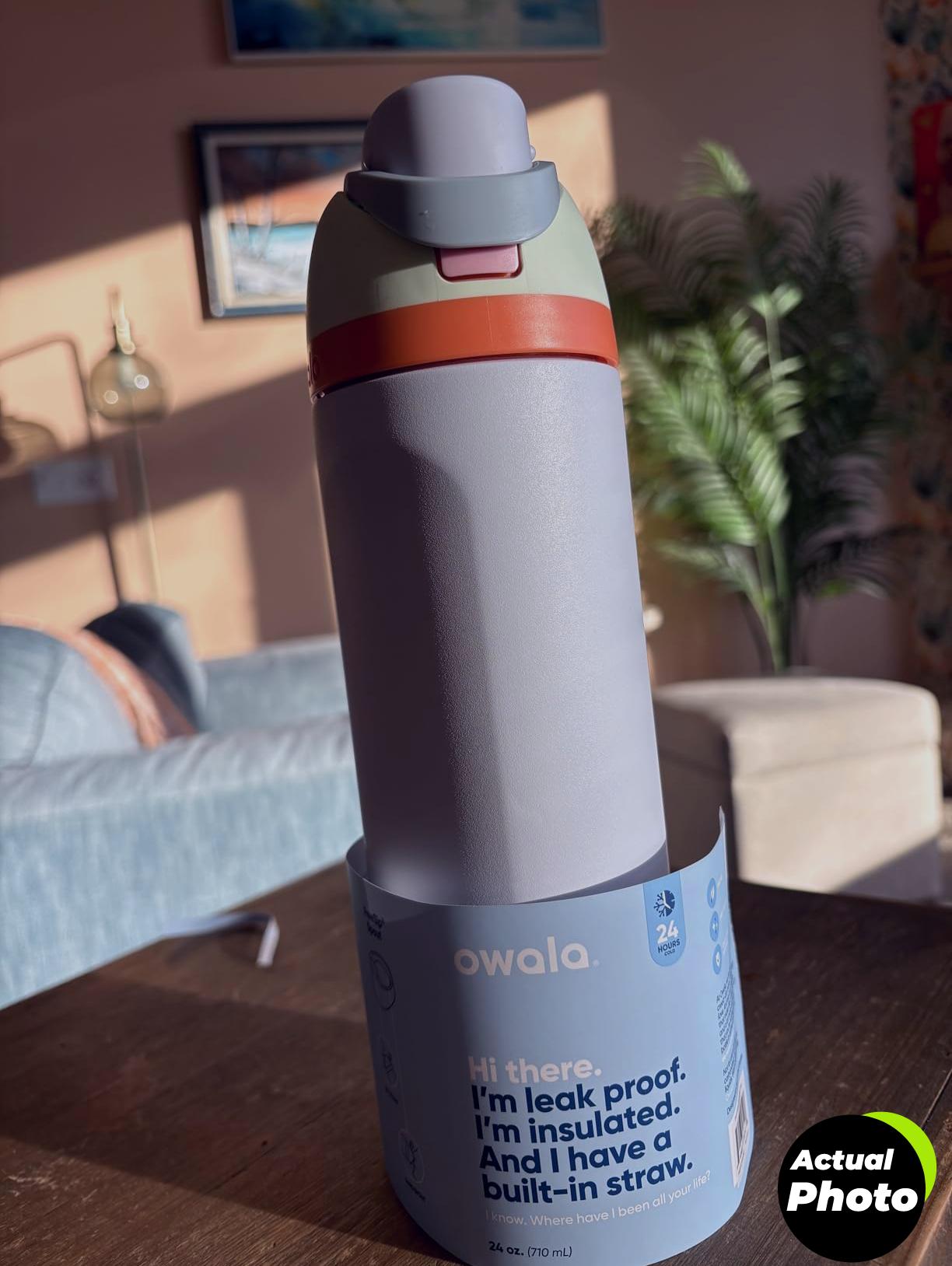 owala-freesip-24oz-water-bottle-foto-1