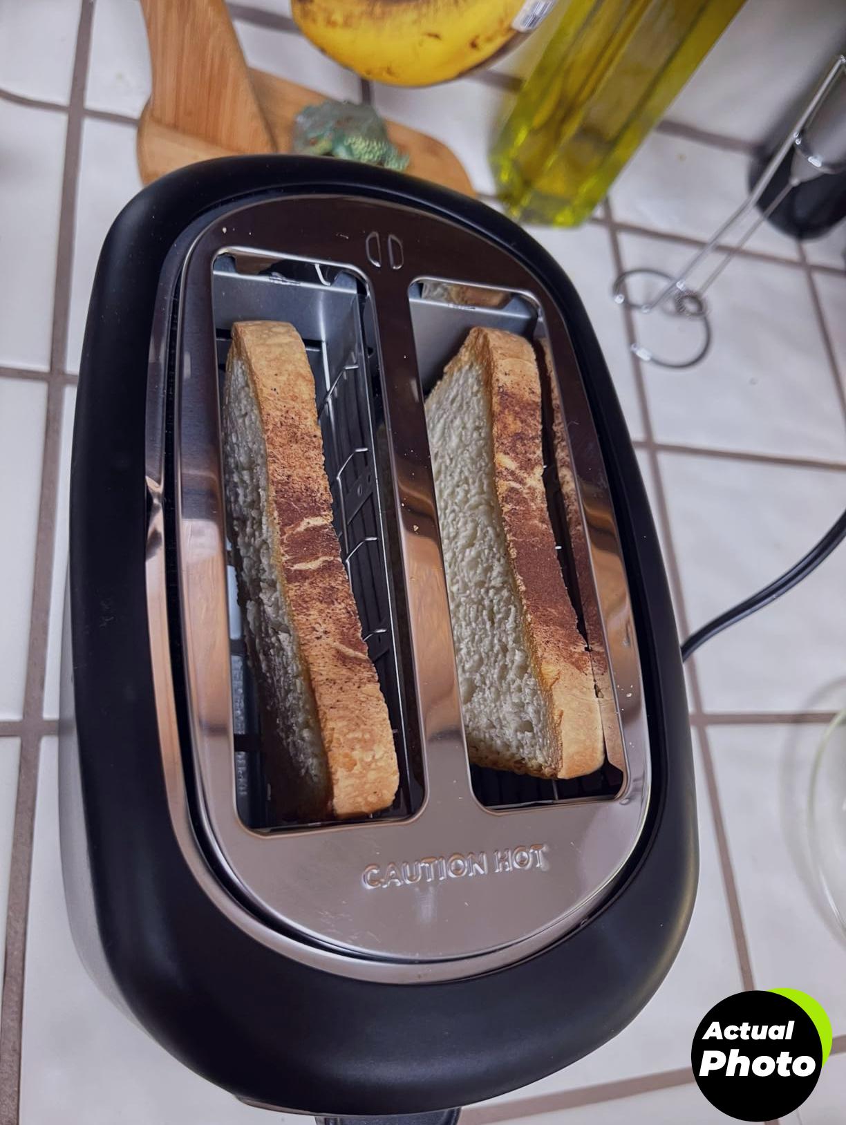 toaster-amazon-basics-2-slice-black-silver-foto-1